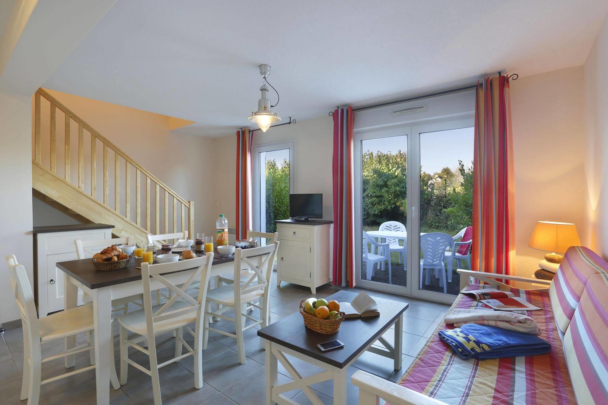 Residence Nemea Les Roches Сен-Поль-де-Леон Экстерьер фото